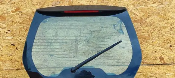 Volvo C30 Tailgate/trunk/boot lid E243R000677 DOT39AS2M135