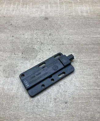 BMW 5 E60 E61 Keyless system antenna 6922211 5WK49132