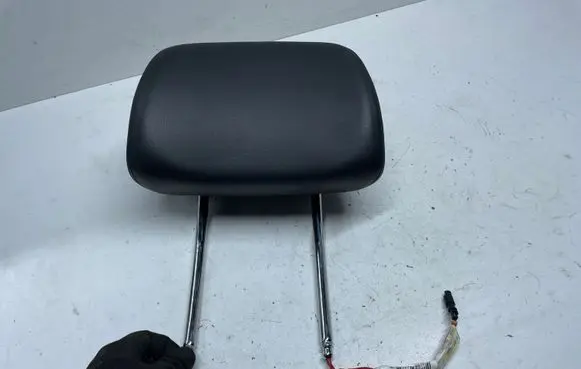 BMW X5 E70 Front seat headrest