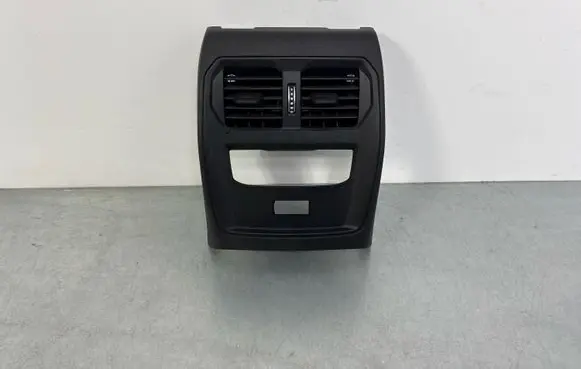 BMW 3 G20 G21 Rear air vent grill 58450713