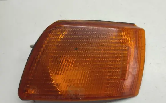 Mitsubishi Galant Front indicator light 21037558R Koito 7438