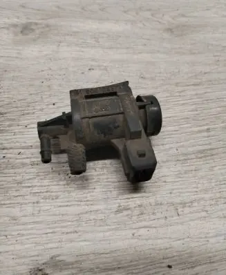Volkswagen Polo Vacuum valve 191906283A