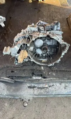 Manual 6 speed gearbox