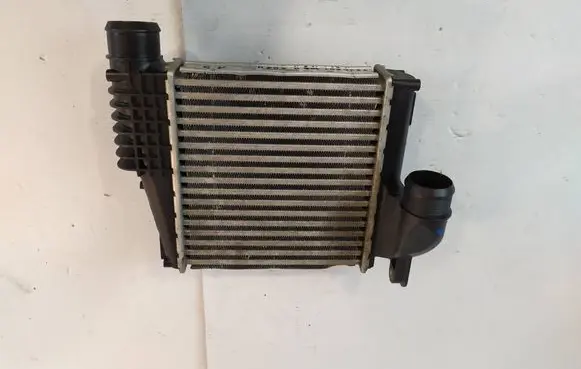 Peugeot 5008 II Intercooler radiator P9675627980
