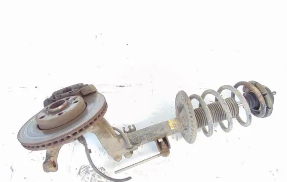 Volkswagen Polo VI Rear wheel hub