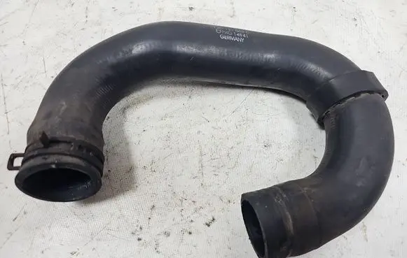 Audi A3 S3 8L Engine coolant pipe/hose 1J0121063D