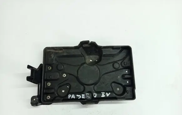 Mitsubishi Pajero Battery tray 8201A087