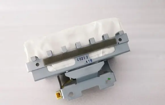 Nissan NV200 Passenger airbag