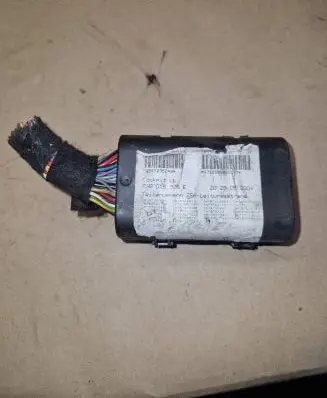 Volkswagen Transporter - Caravelle T5 Fuse box set Z28052004 0527235249 TAB016326E