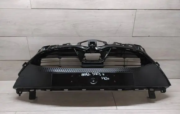Toyota Yaris Front grill 53101-K0010
