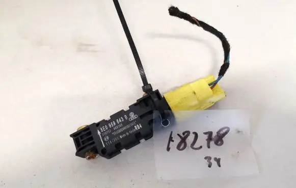 Audi A4 S4 B7 8E 8H Airbag deployment crash/impact sensor 8e0959643b