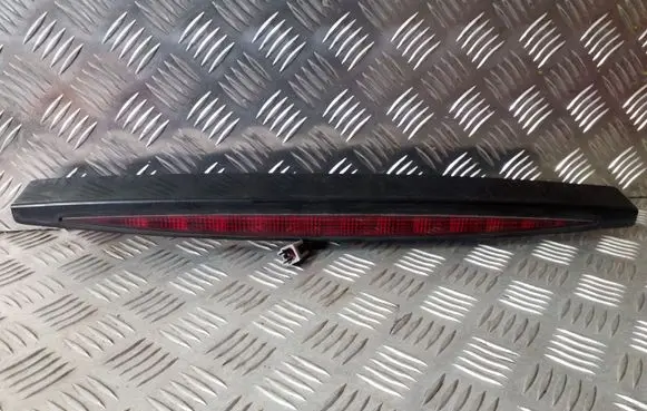 Infiniti FX Third/center stoplight