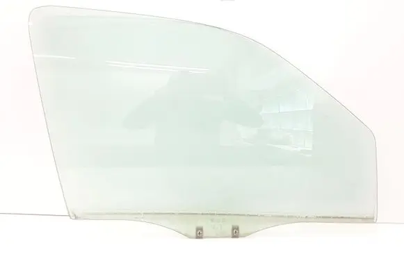 Ford Maverick Front door window glass four-door 43R000477 DOT75 M175