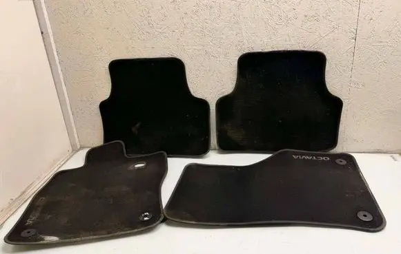 Skoda Octavia Mk3 (5E) Car floor mat set 5E1061404B