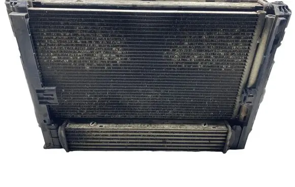 BMW 3 E90 E91 Radiator set 6937515 781029103