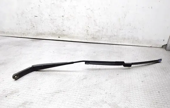 Volkswagen Jetta V Windshield/front glass wiper blade 1K5955410B