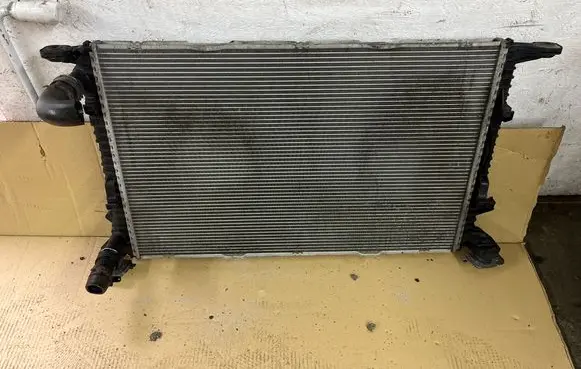 Audi A6 S6 C7 4G Coolant radiator 8K0121251L