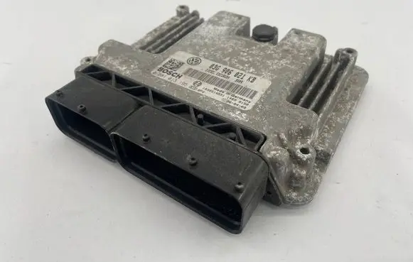 Volkswagen Touran I Engine control unit/module 03G906021KB 0281013195 1039S14551