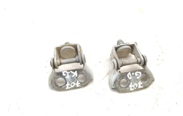 Mazda 2 Tailgate/trunk/boot hinge