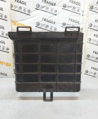 Volkswagen PASSAT B6 Battery tray heat shield 1K0915336B