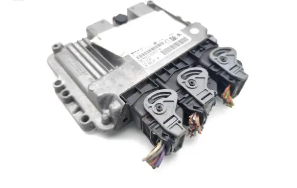 Citroen C4 I Engine control unit/module 9664843780 0281013872 1039S20163