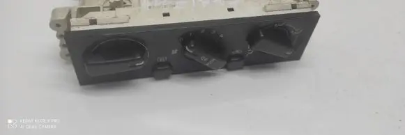 Mitsubishi Carisma Climate control unit MR500529