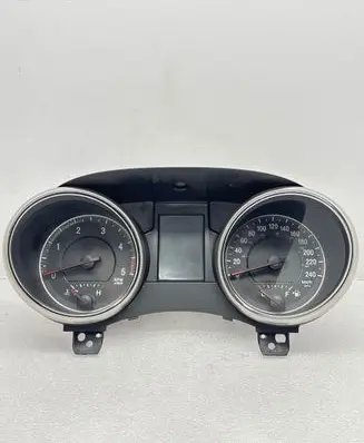 Jeep Grand Cherokee Speedometer (instrument cluster) 56046425AC 00302108000 GR0039001