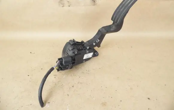 Ford Fiesta Accelerator throttle pedal 2S619F836AA 6PV00855700 C95YE