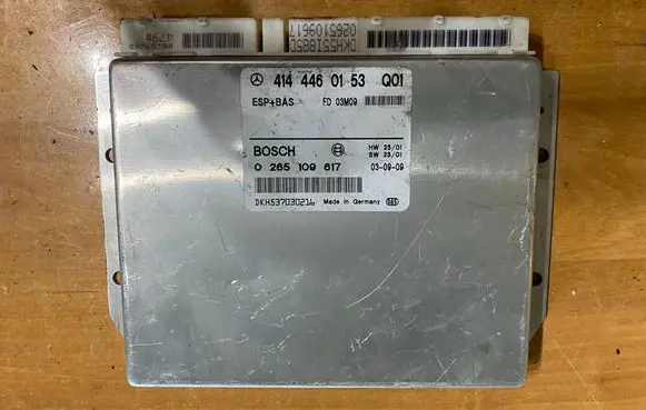 Mercedes-Benz Vaneo W414 ESP (stability system) control unit 4144460153 0265109617