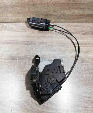 Toyota Prius (XW20) Rear door lock 6927347020 6920547020