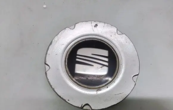 Seat Ibiza III (6L) Original wheel cap 1M0601149H