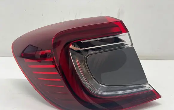 Renault Captur II Rear/tail lights 265558746R