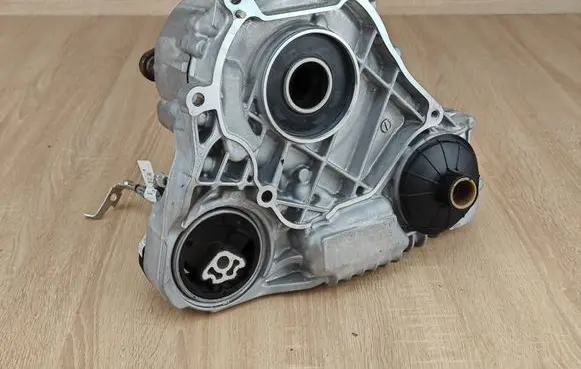 BMW X6 G06 Rear differential 7889767