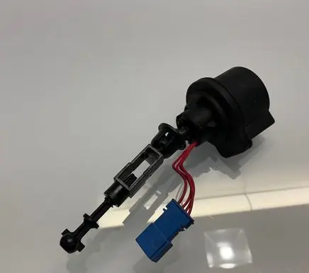 Mercedes-Benz E W211 Headlight level adjustment motor 73485702