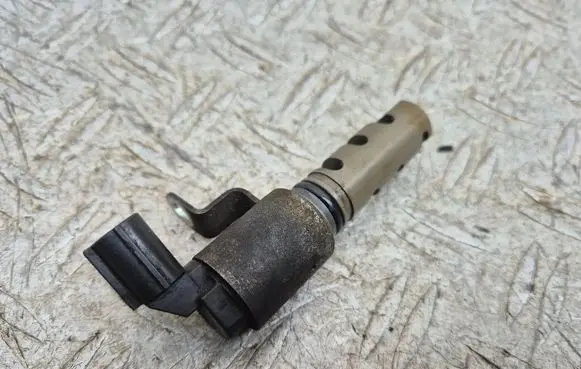 Toyota Yaris Camshaft vanos timing valve 3470205220