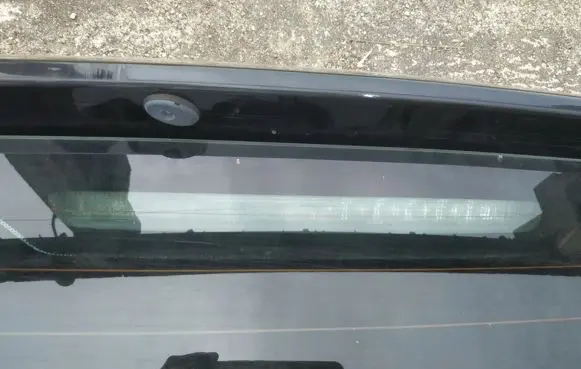 Volvo V70 Third/center stoplight