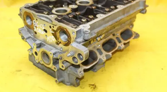 Audi A4 S4 B6 8E 8H Engine head 06C103373F