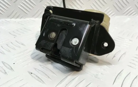Mazda Premacy Tailgate/trunk/boot lock/catch/latch