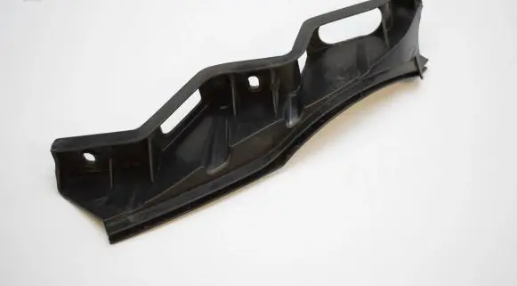 Volkswagen PASSAT B6 Front bumper mounting bracket 3C0807890