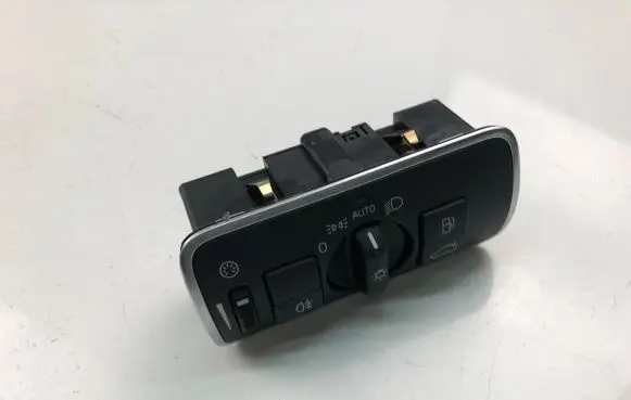 Volvo S60 Light switch 31443839