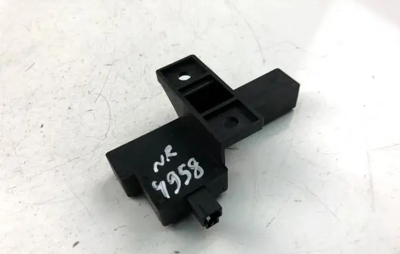 Audi A5 Keyless system antenna 8K0907247