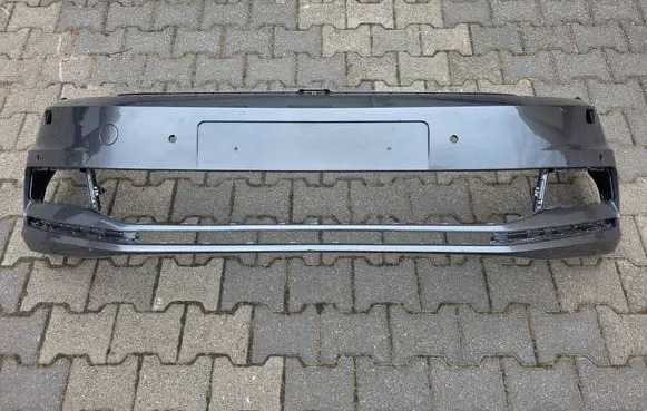 Volkswagen Touran III Front bumper 5TA807221AL