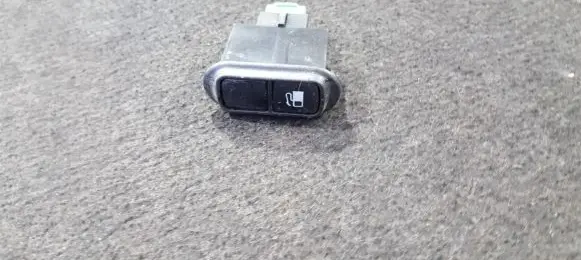 KIA Carnival Fuel tank opening switch 