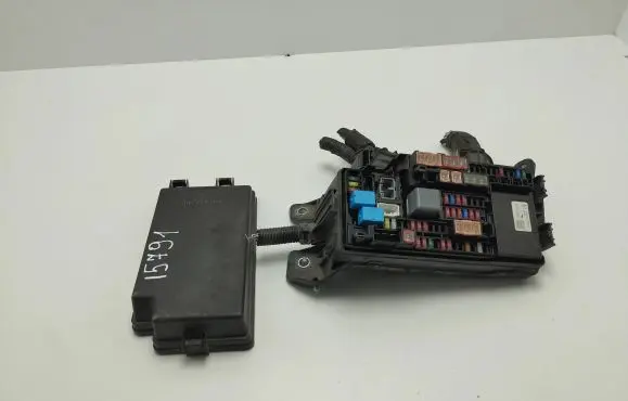 Toyota Prius (XW50) Fuse box set 8264147050 6A040486 8264147050A