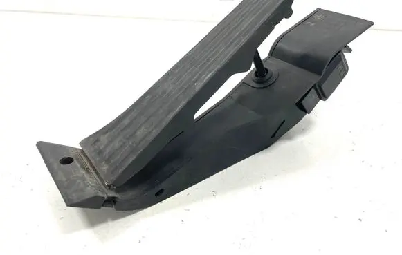 BMW 5 E60 E61 Accelerator throttle pedal 35426766930 6766930 25916010