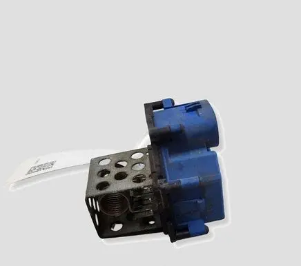 Peugeot 3008 I Heater blower motor/fan resistor 8241011