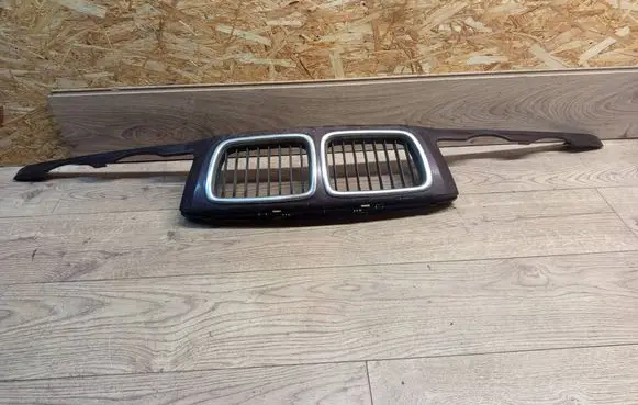 BMW 5 E34 Front grill 51138148727