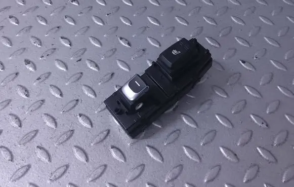 KIA Sportage Electric window control switch 93590F1020