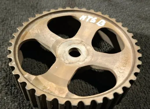 Mitsubishi Space Star Fuel pump gear (pulley) 