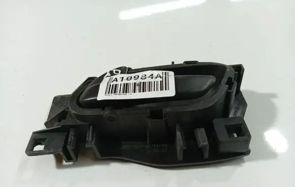 Peugeot Partner Front door interior handle 